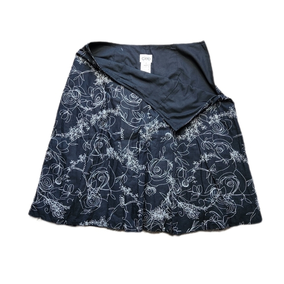 Cleo black and white skirt Size 10 - Picture 4 of 5